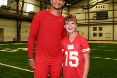 “🚨 UNBELIEVABLE ACT OF KINDNESS: Young Boy Walks Into Jewelry Shop to Buy a Gift for His Mom—Then Patrick Mahomes Shows Up and Does Something SO SHOCKING It Leaves Everyone in Awe!”
