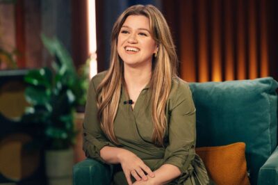 Kelly Clarkson Revealed That ‘American Idol’ Bullies Went on to Become Coaches on ‘The Voice’