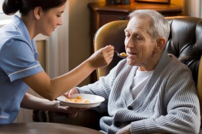 Un hombre con cáncer decide dejarle toda su herencia a la cuidadora del geriátrico… en lugar de a sus hijos que nunca lo visitaron.
