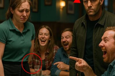 “Unos abusadores se burlaban de una mesera con un solo brazo — hasta que Jason Statham entró y silenció la sala.”