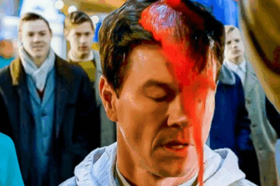 El asesino de al lado: La doble vida de un vendedor de autos queda expuesta cuando su padre, un jefe mafioso, intenta matarlo durante sus vacaciones por su 18.º aniversario.