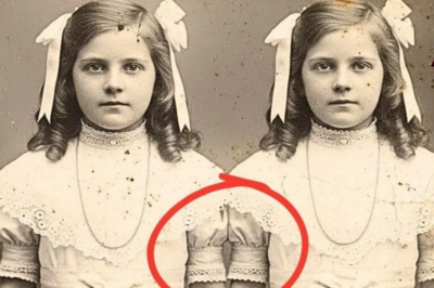 Esta foto de 1911 de dos hermanas gemelas parecía feliz, hasta que la restauración reveló algo muy triste.