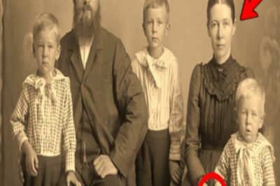 La Foto de 1902 El Esposo La Colgó del Árbol Por Infidelida Sus Manos Revelan La Verdad Caso Real