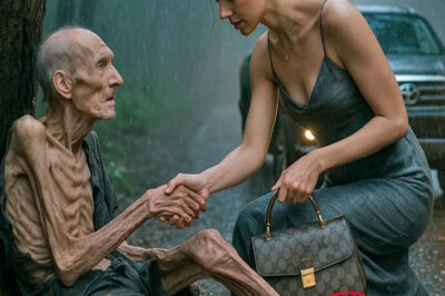 MUJER le da un AVENTÓN a un ANCIANO SOLITARIO en medio de la NADA. Cuando él dice su NOMBRE…