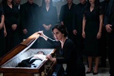 EN PLENO FUNERAL una Madre Abrió el ATAUD de su Hijo y lo que Paso Después dejo a todos en SHOCK