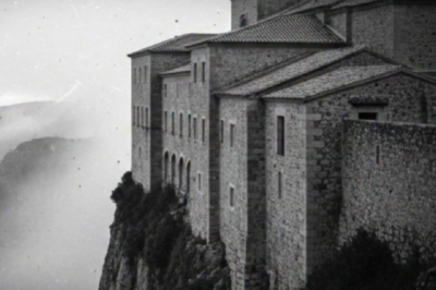 España 1897: El Monje que Hablaba en Secreto con los Muertos 