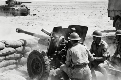 El Rifle Británico “Obsoleto” Que Obligó A Rommel A Cambiar De Táctica