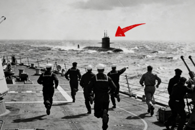 ¡Pelea a puñetazos en cubierta! Submarino soviético vs portaaviones estadounidense