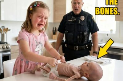 niñita llama al 911: mi hijo desaparece — Policía rompe casa y llora al verla amamantando al bebé