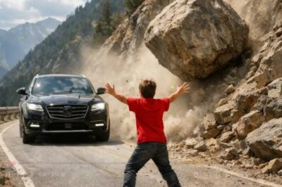 NIÑO POBRE SALVA A MILLONARIO DEL DESLIZAMIENTO… Y LO QUE HACE DESPUÉS IMPACTA