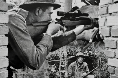 Cómo el “estúpido” truco del espejo de un francotirador lo hizo tres veces más rápido que los aleman