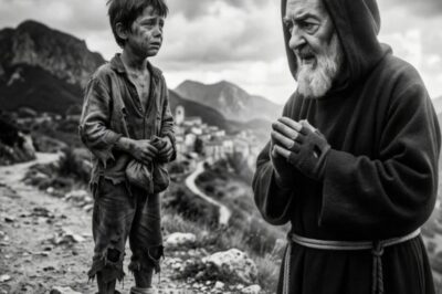 Un NIÑO HUÉRFANO CAMINÓ DÍAS para ENCONTRAR a PADRE PÍO — Lo que SUCEDIÓ CAMBIÓ TODO